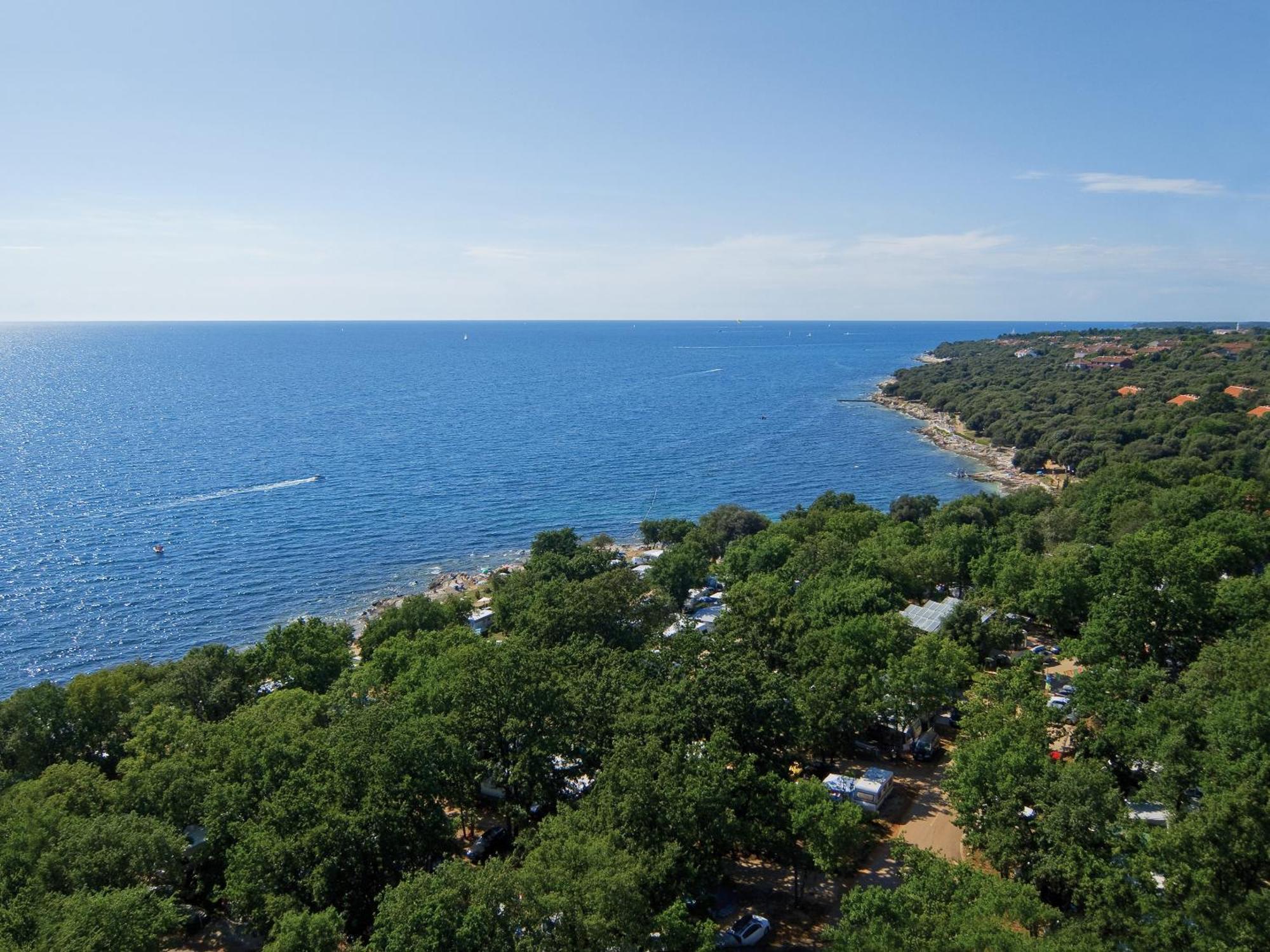 Fkk Adriatika In Fkk Solaris Naturist Resort Пореч Экстерьер фото